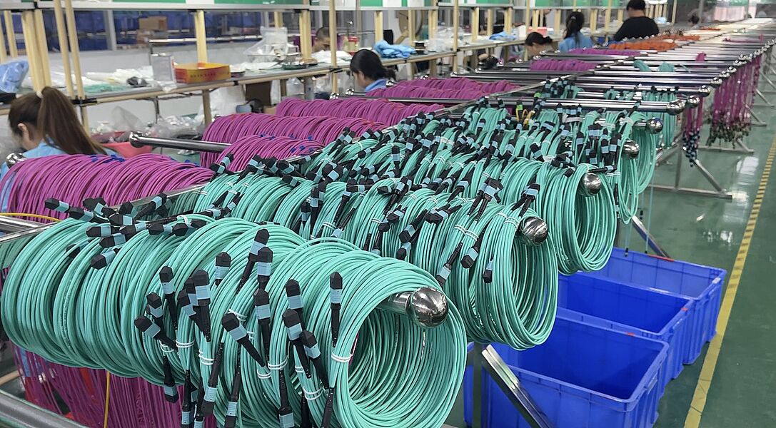 KOCENT OPTEC LIMITED خط إنتاج الشركة المصنعة